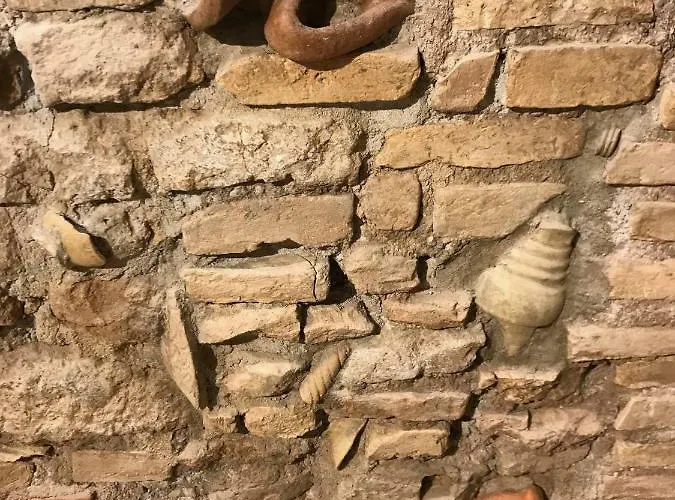 La Casa Dei Marmi * Rome