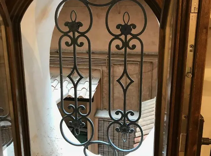 La Casa Dei Marmi * Rome